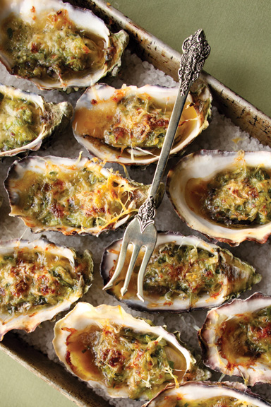 Baked oysters on a tray